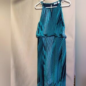 💕5/$20 Nwot Elegant Green Patterned Women's Dress